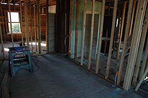 A wall runs through it again!