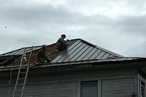 Hurry little
                buckaroos!